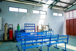 Area Pneumatik dan Trainer AC